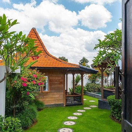 Berawa Canggu Stylish Joglo 3 Bedrooms Private Villa With Private Pool ภายนอก รูปภาพ