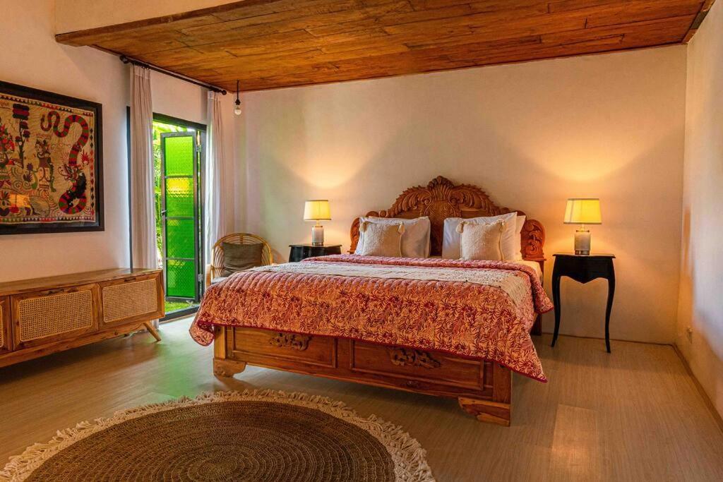 Berawa Canggu Stylish Joglo 3 Bedrooms Private Villa With Private Pool ภายนอก รูปภาพ